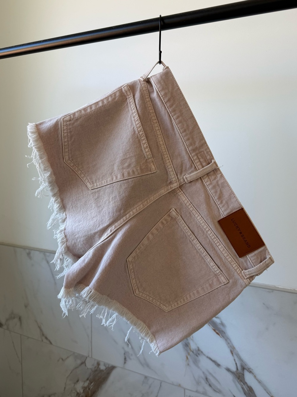Lucky Brand Women’s Indy Pink Shorts Size 6/28